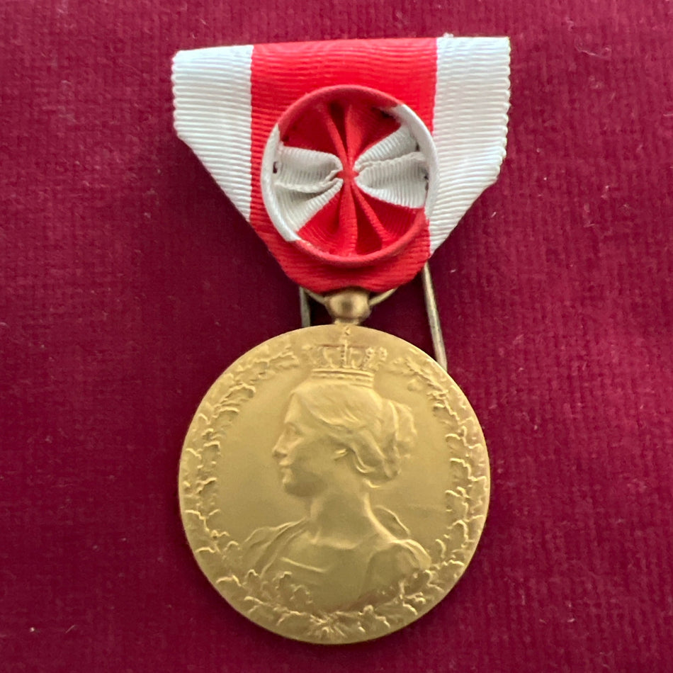 Belgium, Medal of Elizabeth, 1914-18, 1st class, officer, scarce