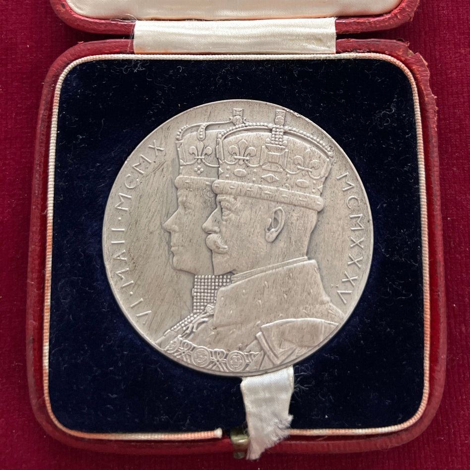 King George V Silver Jubilee Medal, 1910 -1935, in original case made by the Royal Mint