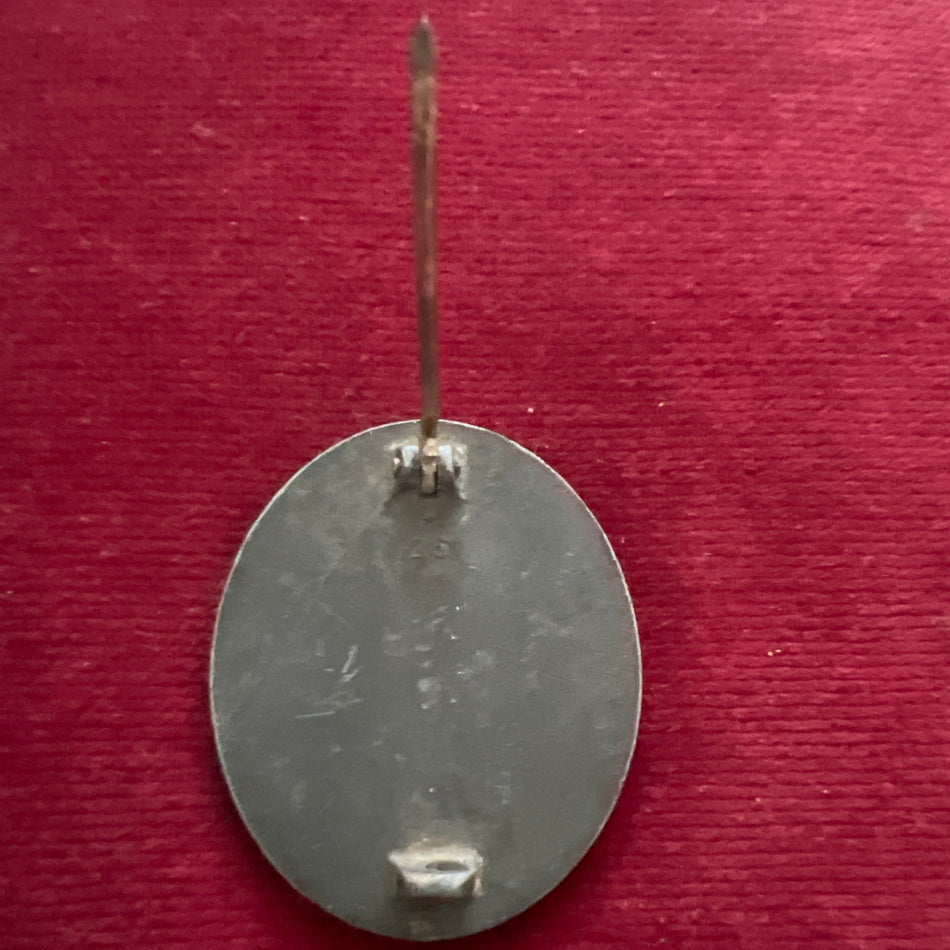 Nazi Germany, Wound Badge, maker marked number 26, wear to surface finish