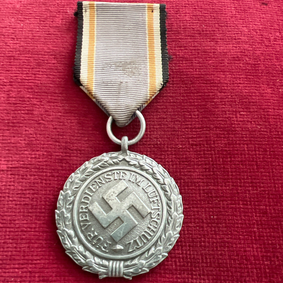 Nazi Germany, Luftschutz Medal, 2nd class, a good example