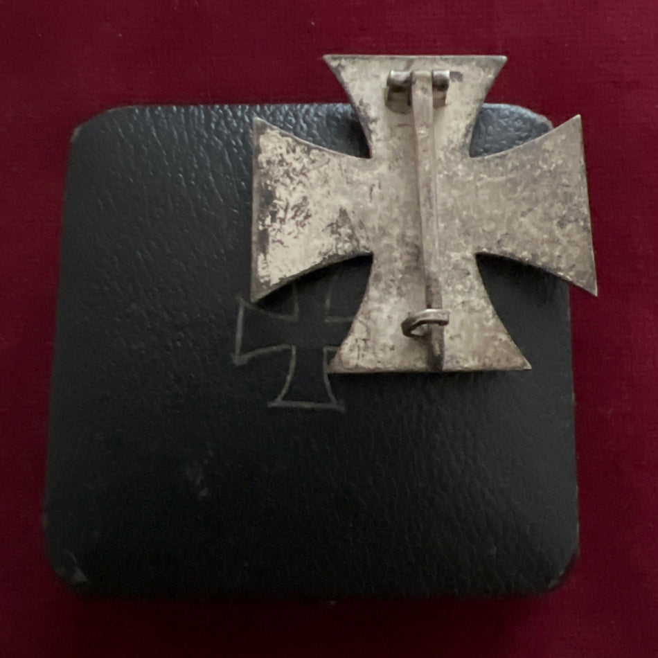 Nazi Germany, Iron Cross, 1st class, in original box of issue, unmarked, some wear