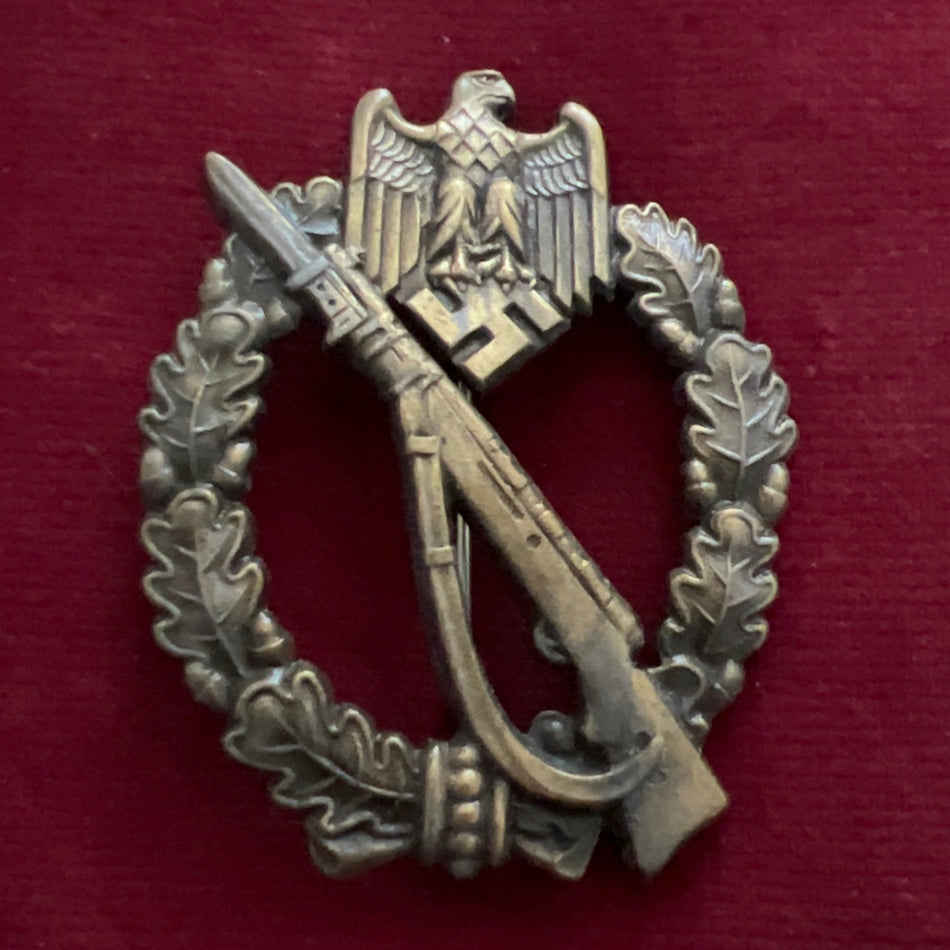 Nazi Germany, Infantry Assault Badge, bronze, marked J.F.S., a good example of type