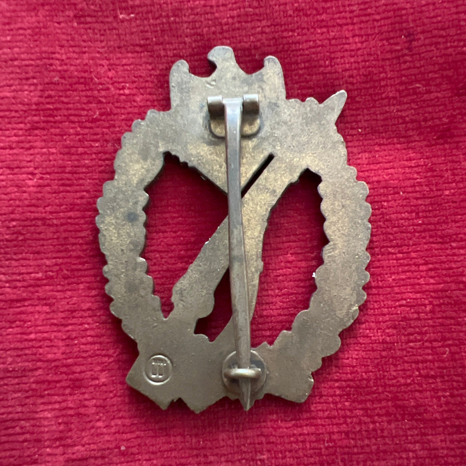 Nazi Germany, Infantry Assault Badge in bronze, maker marked (W), a good example of type