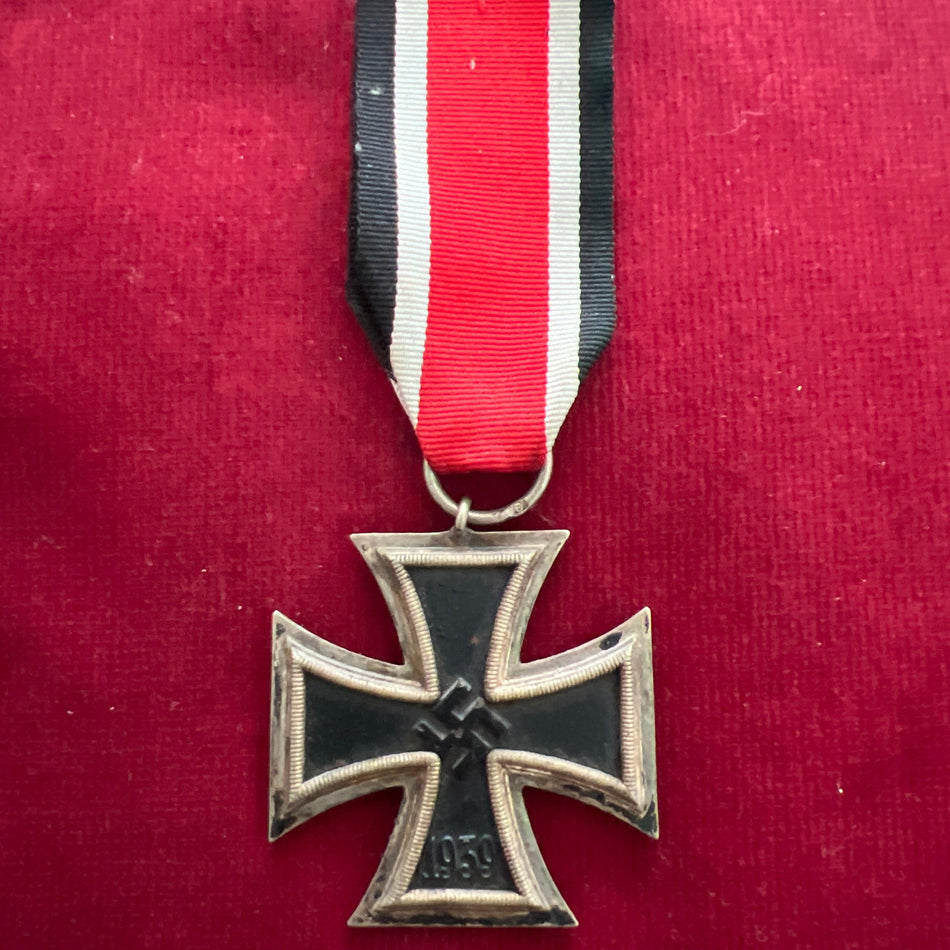 Nazi Germany, Iron Cross 1939-45, 2nd class, maker marked number 3