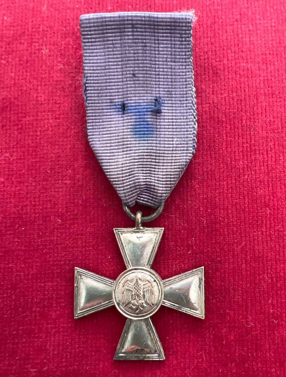 Nazi Germany, Army 18 Years Long Service Cross, some wear to ribbon &amp; cross, scarce