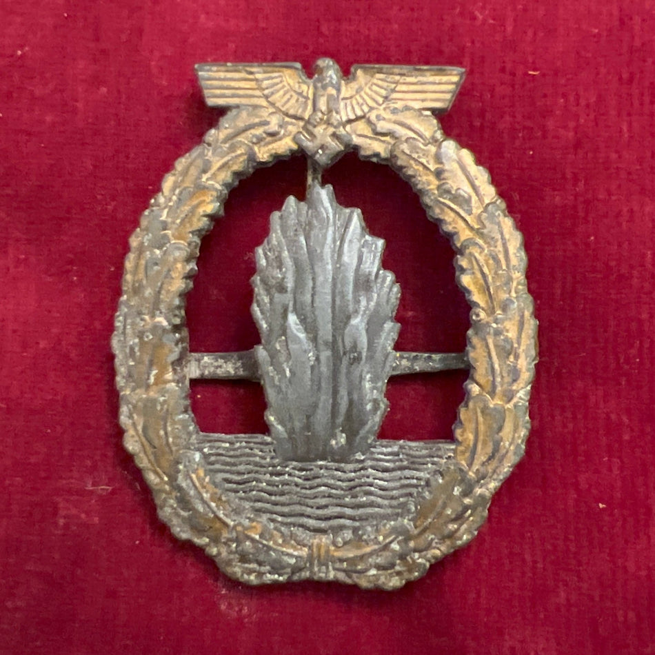 Nazi Germany, Mine Sweepers Badge, unmarked, with horizontal pin, finish marked, some wear