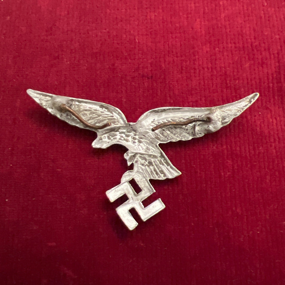 Nazi Germany, Luftwaffe cap eagle, early type