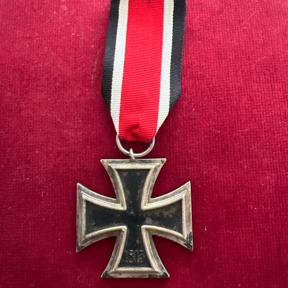 Nazi Germany, Iron Cross 1939-45, 2nd class, maker marked number 3