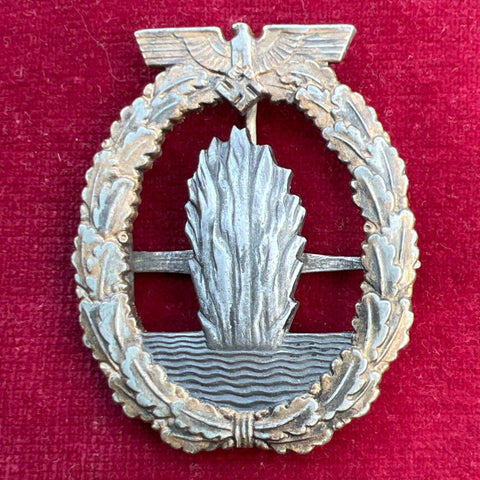 Nazi Germany, Minesweeper War Badge, mid-war type with hook & pin
