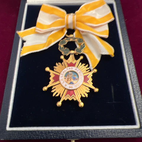 Spain, Order of Isabella the Catholic, 4th class, on ladies bow, silver gilt, cased