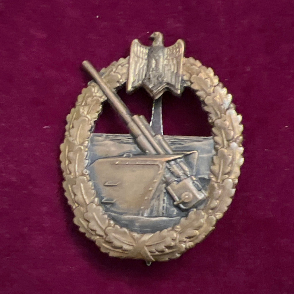 Nazi Germany, Coastal Artillery War Badge, early type, marked Otto Placzec - Berlin, some wear