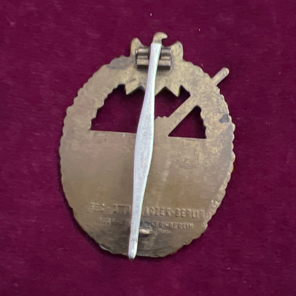 Nazi Germany, Coastal Artillery War Badge, early type, marked Otto Placzec - Berlin, some wear