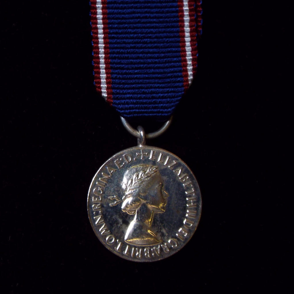 Miniature Royal Victorian Medal - BuyMilitaryMedals.com