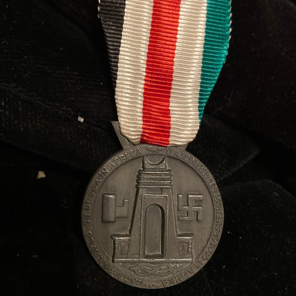 Italy, North Africa Medal, 1941-43, late-war issue