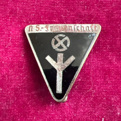 Nazi Germany, women's badge, some wear