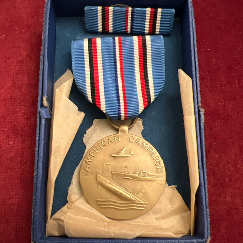 USA, American Campaign Medal, WW2, in box of issue made by the Hacketthorne Supply Company, Littleton, Colorado