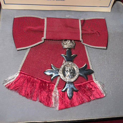 Member of the Order of the British Empire (MBE), ladies', in Royal Mint case of issue, 1980