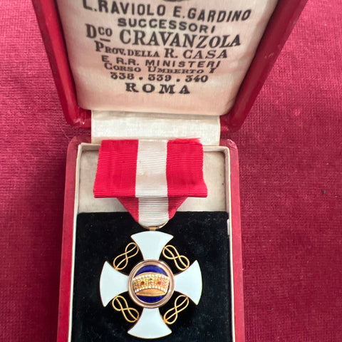 Italy, Order of the Crown, knight, c.1890, gold, in original case