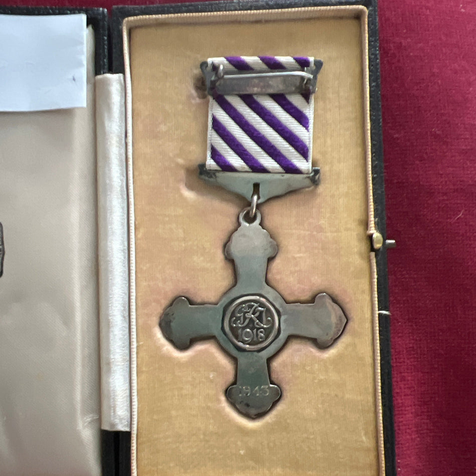 Distinguished Flying Cross, dated 1943, mint example in original case