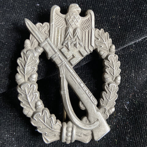 Nazi Germany, Infantry Assault Badge, bronze, unmarked