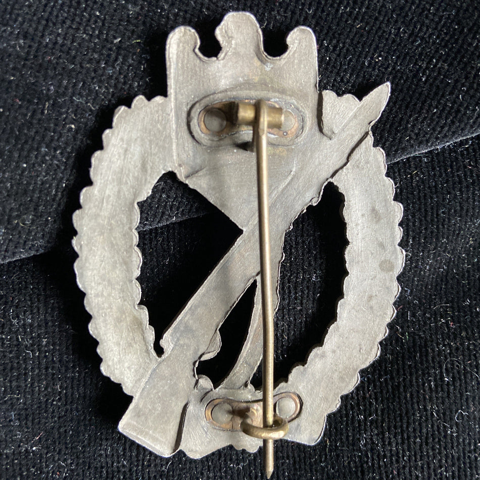 Nazi Germany, Infantry Assault Badge, bronze, unmarked
