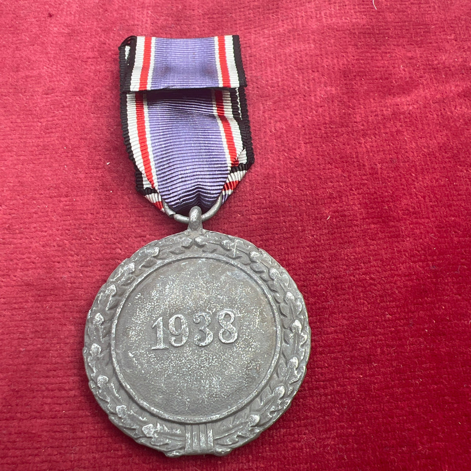 Nazi Germany, Luftschutz Medal, late war issue