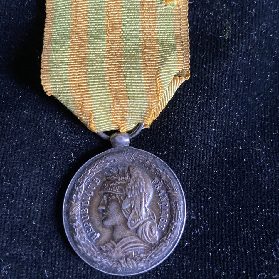 France, Tonkin Expedition commemorative medal (Sino-French War), 1883-85, navy issue (7 campaigns on reverse)