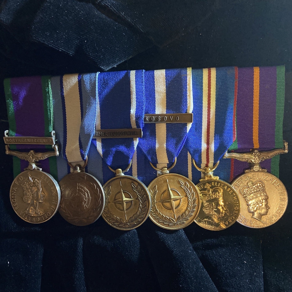 Group of 6 to 24689846 Fusilier N.T. Bates, Royal Regiment of Fusiliers