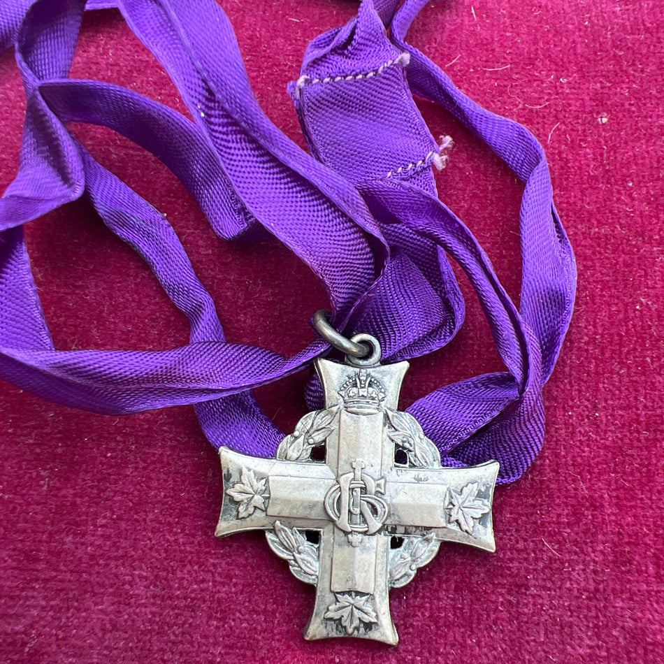 Canadian Memorial Cross, WW1 issue, named to 91521 Driver T. E. Shrosbree