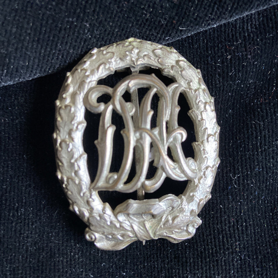 Nazi Germany, Sports Badge, 1933 issue, silver grade, pre swastika type