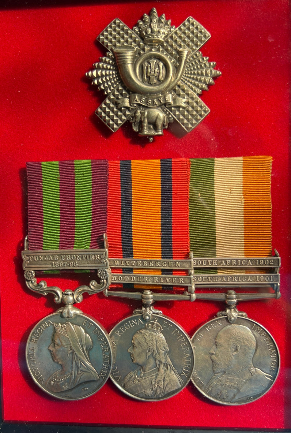 Group of 3 to 1323 Pte. Joseph Clark, 1 Battalion, Highland Light Infantry, with service papers