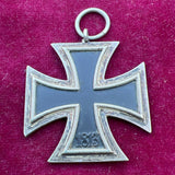 Nazi Germany, Iron Cross 1939-45, maker marked no.100