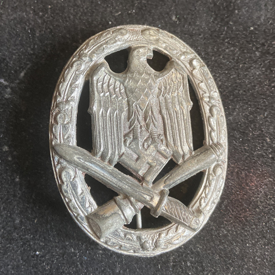 Nazi Germany, General Assault Badge, late war type, a nice example