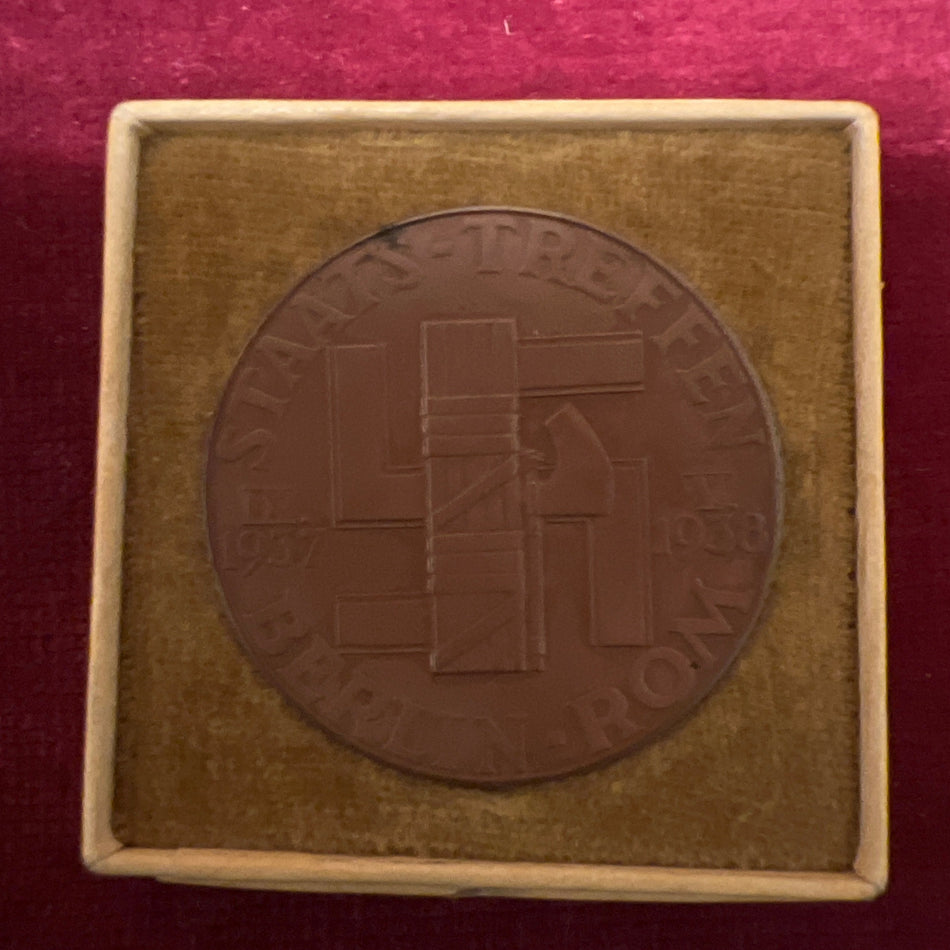 Medal commemorating Mussolini and Hitler meeting in Rome, with original box