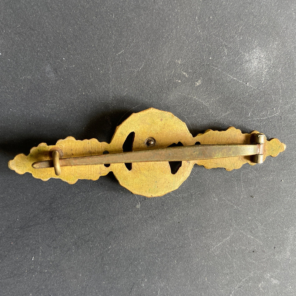 Nazi Germany, Luftwaffe Reconnaissance Clasp, bronze, early type, unmarked, a nice example