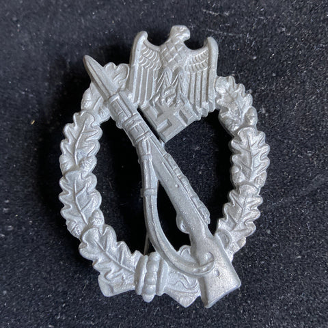 Nazi Germany, Infantry Assault Badge, maker marked, nice finish