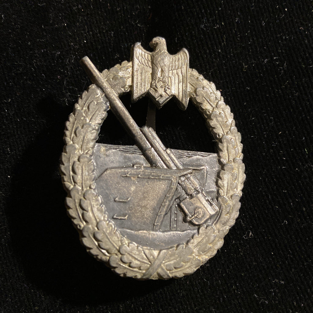 Nazi Germany, Coastal Artillery War Badge, marked Schwerin Berlin, some wear