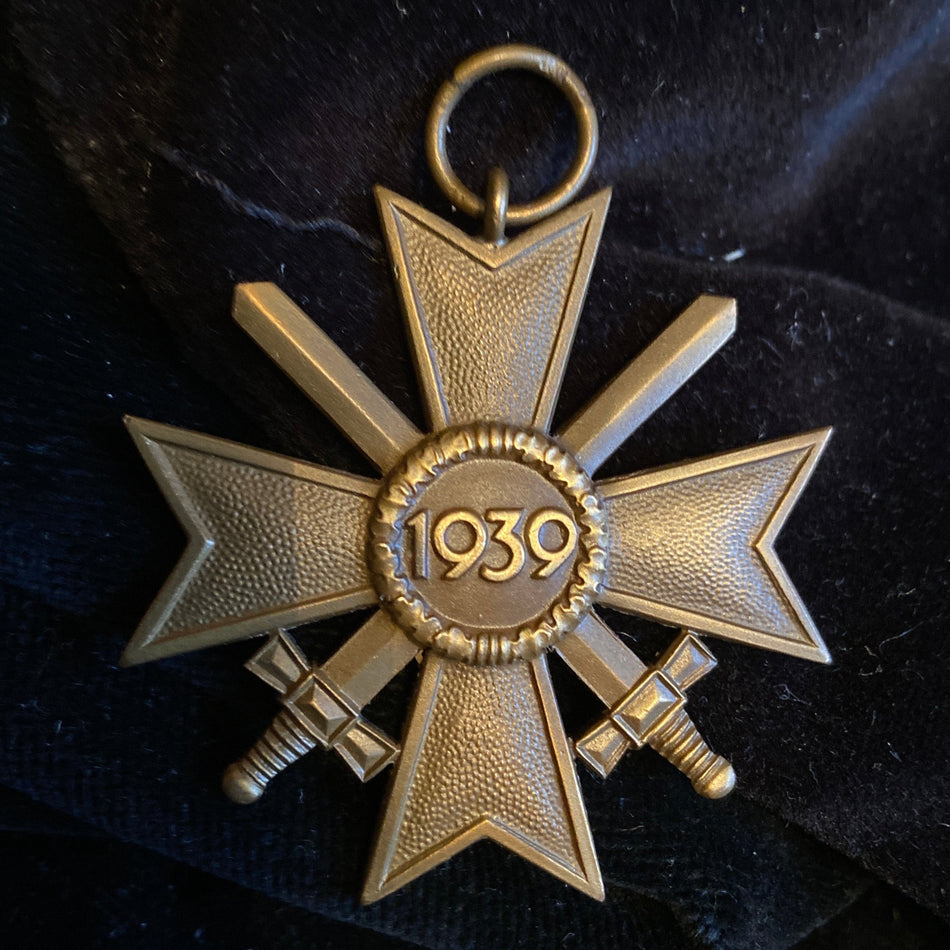 Nazi Germany, War Merit Cross with swords, maker marked no.100, early type