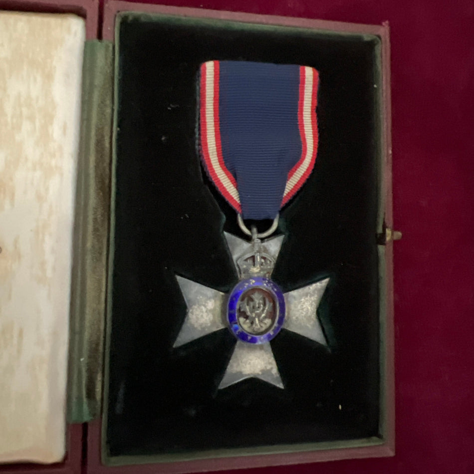 Royal Victorian Order, 5th class, number 1263, in case of issue
