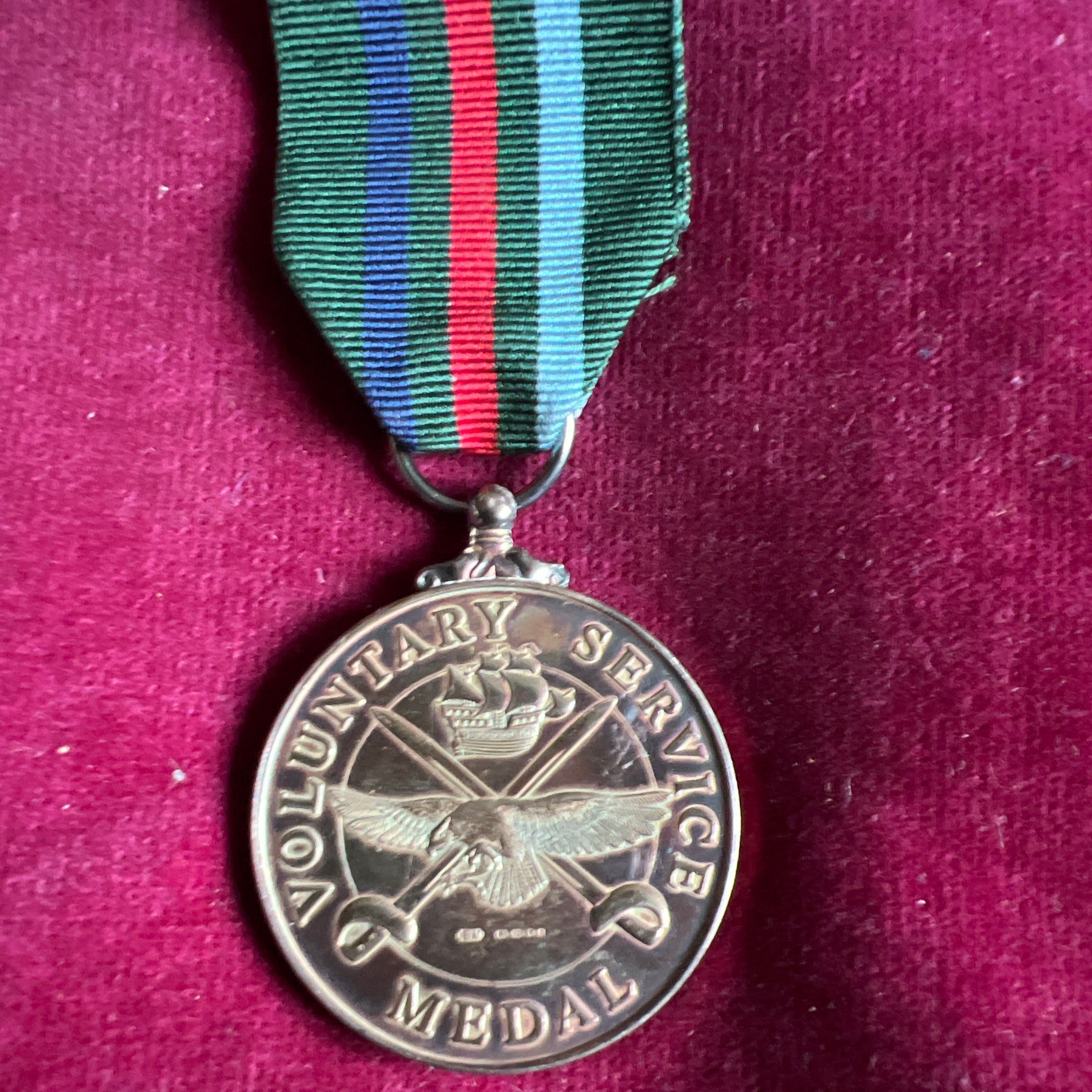 Voluntary Service Medal, hallmark sliver – BuyMilitaryMedals.com