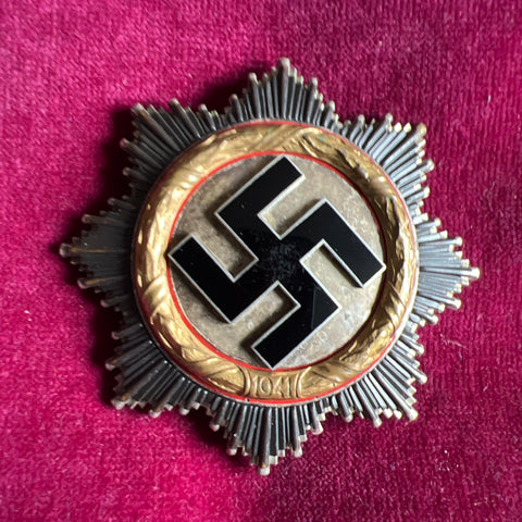 Nazi Germany, German Cross in gold, maker marked no.20 on back of pin, good condition