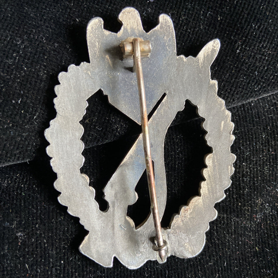 Nazi Germany, Infantry Assault Badge, small repair to hook