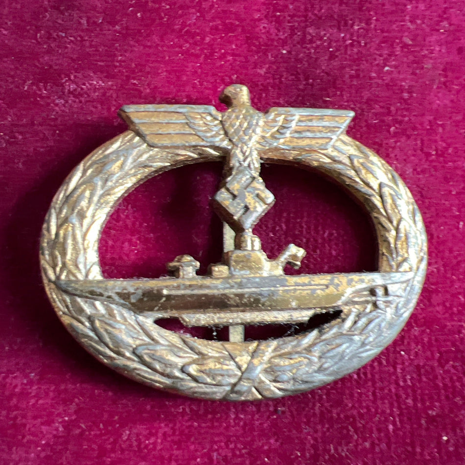 Nazi Germany, U-Boat War Badge, with 75% gilt left, with iron pin, a nice example