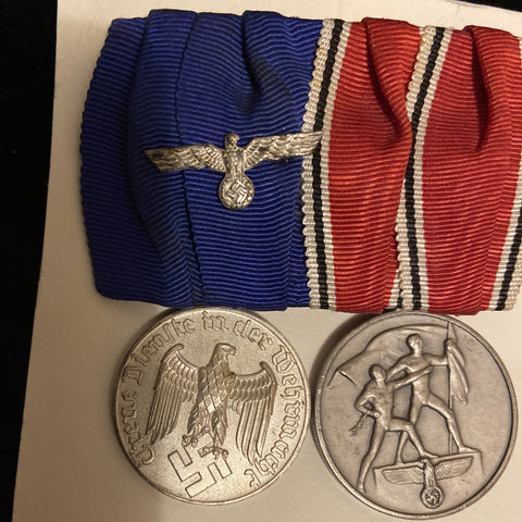 Nazi Germany pair, Entry into Austria 1938 & 4 Years Armed Forces Long Service Medal