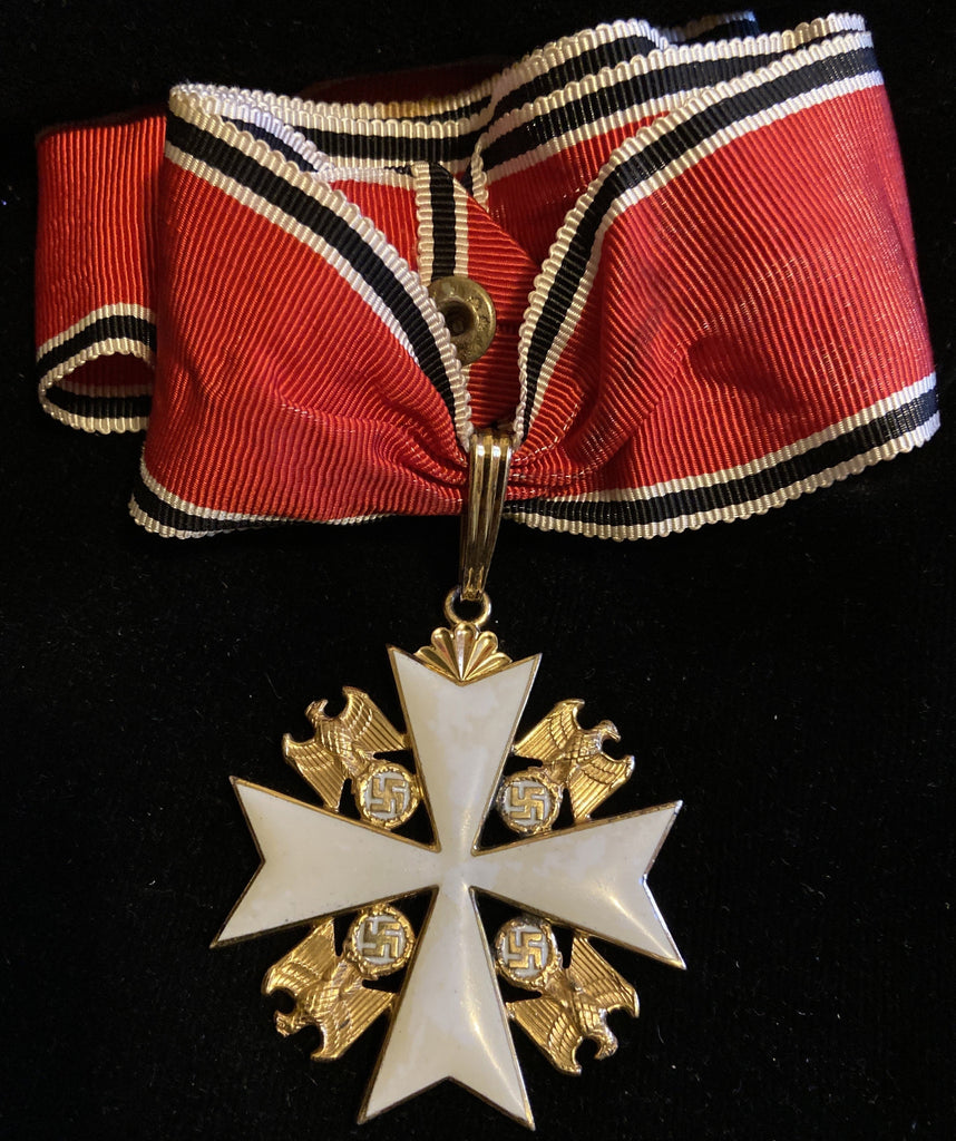 Nazi Germany, Order of the German Eagle, commander class, a nice example with all the gilt complete, also nicely marked