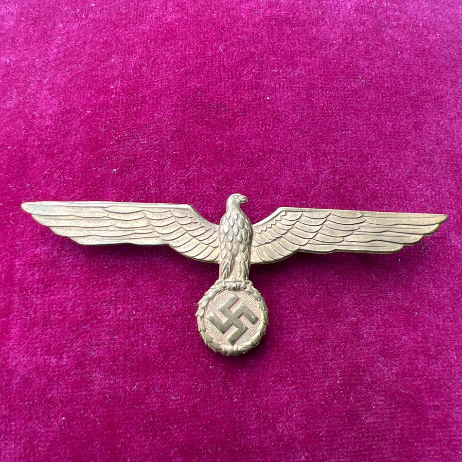 Nazi Germany, Navy Tropical Breast Eagle, gilt, a good example