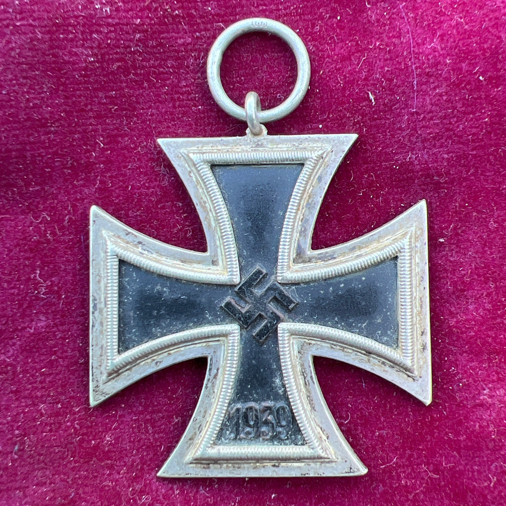Nazi Germany, Iron Cross 1939-45, maker marked no.100