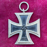 Nazi Germany, Iron Cross 1939-45, maker marked no.100