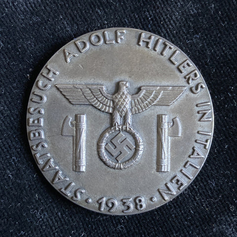 Italy, badge given to officials worn on Hitler's state visit to Rome, 1938, scarce