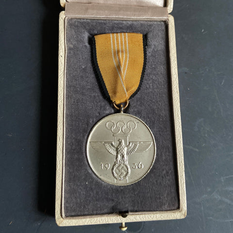 Nazi Germany, Olympic Medal, in original box of issue, 1936